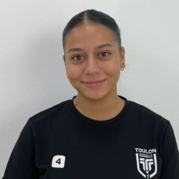 Thalya  Tair